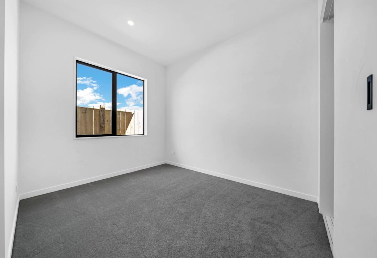 Brandnew 4 beds 3 baths house with double garage and 1 bed granny, Central air conditioning, moments from parks, top schools, shops, and easy motorway access, 12 Pupu Crescent, Opaheke, Auckland