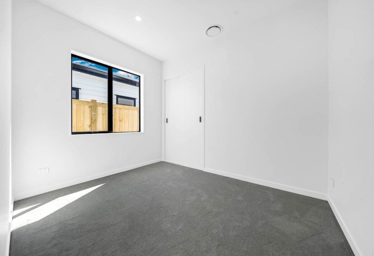 Brandnew 4 beds 3 baths house with double garage and 1 bed granny, Central air conditioning, moments from parks, top schools, shops, and easy motorway access, 12 Pupu Crescent, Opaheke, Auckland