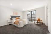 Brandnew 3 beds 2.5 baths house with double garage on 541m2 section, 0.5 km to Sunnyvale School, 1 km to Bruce McLaren Intermediate School, 1.7 km to Henderson High School, 78 Sungrove Rise, Sunnyvale, Auckland