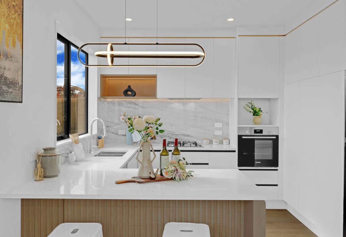 Brandnew 4 beds 2.5 baths house with garage, close to to schools, parks, and local amenities, 8 Kaititiko Road, Karaka, Auckland