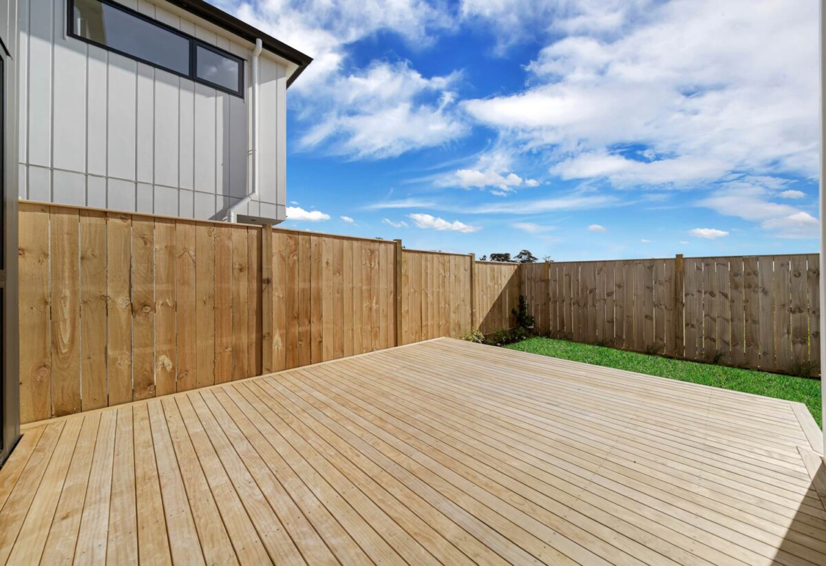 Brandnew 4 beds 2.5 baths house with garage, close to to schools, parks, and local amenities, 8 Kaititiko Road, Karaka, Auckland