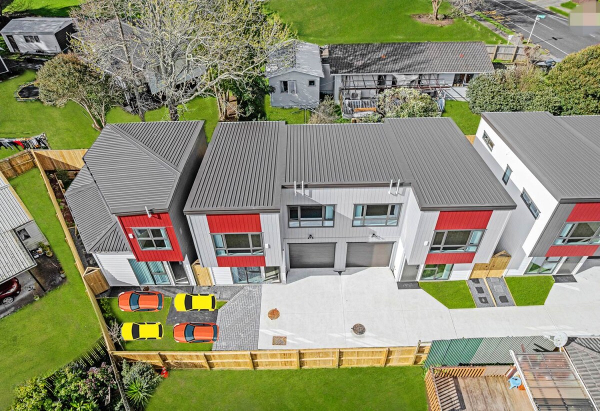 Brandnew freehold 3 beds 2.5 baths home with garage, walks to schools, close to Manurewa town centre, Auckland Botanic Gardens, motorway access, Lot 2/26 Hyperion Drive, Randwick Park, Auckland