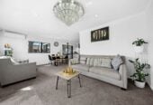 5 beds 3.5 baths house, close to schools, shops shopping centre, airport, motorway access, 0.5 km to Puhinui School, 12 Ranfurly Road, Papatoetoe, Auckland