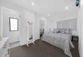 5 beds 3.5 baths house, close to schools, shops shopping centre, airport, motorway access, 0.5 km to Puhinui School, 12 Ranfurly Road, Papatoetoe, Auckland