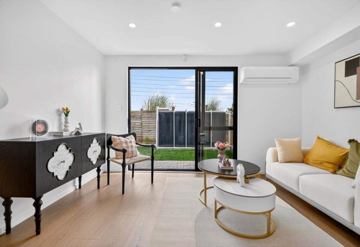 Inquiries over 600k, 10-Year Master Build Warranty, Brandnew Freehold 3 beds 2 baths home with car park, Just 3 minutes’ drive to the Takanini Town Centre., close to schools, parks, shops, motorway access, Lots 1-8/239 Porchester Road, Takanini, Auckland
