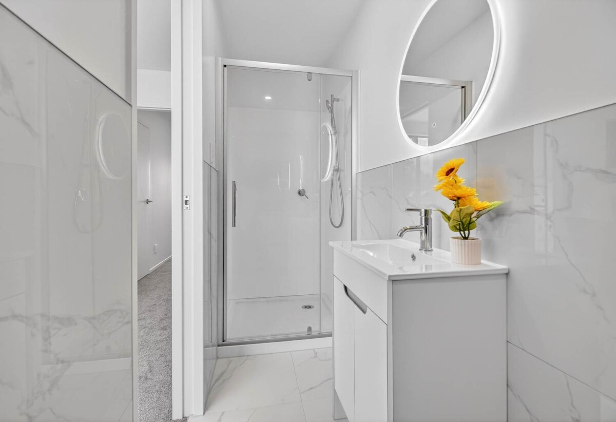Inquiries over 600k, 10-Year Master Build Warranty, Brandnew Freehold 3 beds 2 baths home with car park, Just 3 minutes’ drive to the Takanini Town Centre., close to schools, parks, shops, motorway access, Lots 1-8/239 Porchester Road, Takanini, Auckland