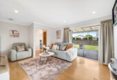 Affordable 4 beds 1 bath house With a new roof and double glazing and Tree House, 0.1 km to Birkdale North School, 0.7 km to Birkdale Intermediate School, 1/225 Birkdale Road, Birkdale, Auckland