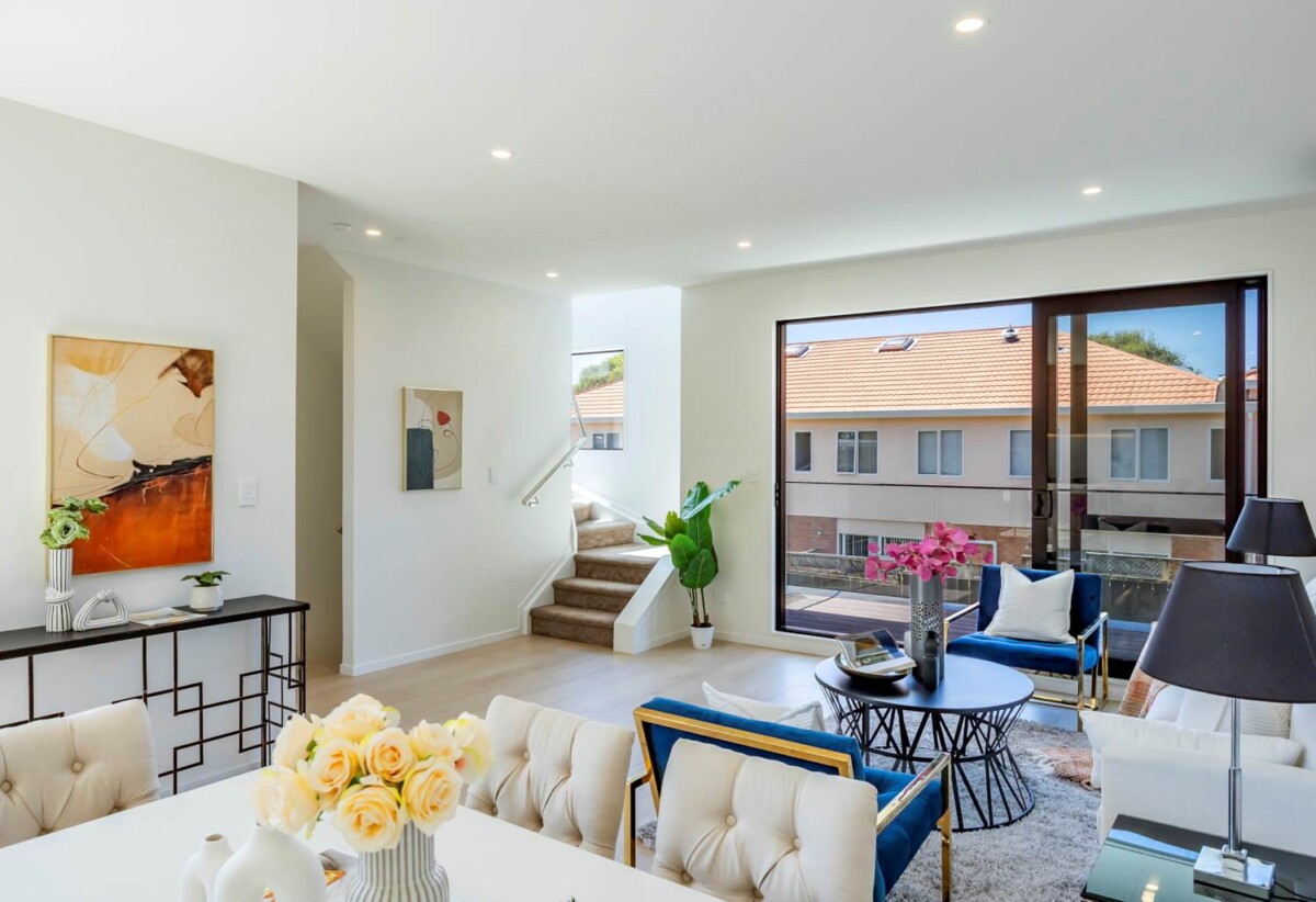 10-Year Master Builders Guarantee, Brandnew 4 beds 4 baths home with garage, 3 ensuites, close to schools, Albany Mall, motorway access, Zoned for Oteha Valley School, Northcross Intermediate, and Long Bay College, 0.4 km to Oteha Valley School, 17C John Jenning Drive, Oteha, Auckland