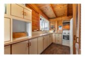 For rent, 3 beds 1 baths house with double garage, available 6th March, 33 Hadley Wood Drive, Wattle Downs, Auckland