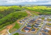 213m2 Brandnew brick and weatherboard 5 beds 3 baths house with 2 beds granny and double garage on 619m2 section, close to school, supermarket, motorway access, 1.2 km to Pokeno School, 15 Piedmonte Avenue, Pokeno,