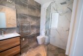 213m2 Brandnew brick and weatherboard 5 beds 3 baths house with 2 beds granny and double garage on 619m2 section, close to school, supermarket, motorway access, 1.2 km to Pokeno School, 15 Piedmonte Avenue, Pokeno,