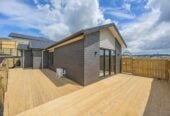 213m2 Brandnew brick and weatherboard 5 beds 3 baths house with 2 beds granny and double garage on 619m2 section, close to school, supermarket, motorway access, 1.2 km to Pokeno School, 15 Piedmonte Avenue, Pokeno,