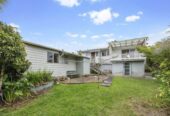 2 beds 1 bath house with garage on 809m2 section, close to schools, beaches, 0.6 km to Red Beach School, 1.6 km to Orewa College, 11 Albatross Road, Red Beach, Auckland