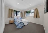 Brick and tile 3 beds 2 baths house with double garage on 413m2 section, close to schools, shops, motorway access, 1.1 km to Papatoetoe South School, 86A Pah Road, Papatoetoe, Auckland