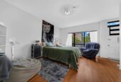 Motivated overseas vendor, 150m2 concrete structured 4 beds 2 baths home with garage, only 2-5 minutes’ walk to kindergarten, playground, bus/train station, grocery shops, LynnMall shopping centre, New Lynn Primary School, 22/6 Ambrico Place, New Lynn, Auckland
