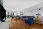 Motivated overseas vendor, 150m2 concrete structured 4 beds 2 baths home with garage, only 2-5 minutes’ walk to kindergarten, playground, bus/train station, grocery shops, LynnMall shopping centre, New Lynn Primary School, 22/6 Ambrico Place, New Lynn, Auckland