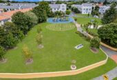 Motivated overseas vendor, 150m2 concrete structured 4 beds 2 baths home with garage, only 2-5 minutes’ walk to kindergarten, playground, bus/train station, grocery shops, LynnMall shopping centre, New Lynn Primary School, 22/6 Ambrico Place, New Lynn, Auckland