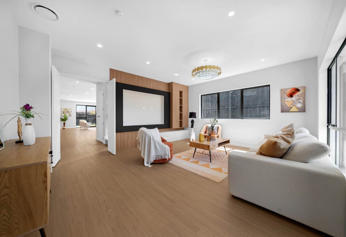 Brandnew 6 beds 5.5 baths house with 2 beds granny and garage on 396m2 section, 4 ensuites, 2 kitchens, close to schools, shops, motorway access, 6 Ivy Lane, Karaka, Auckland
