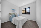 Brandnew 6 beds 5.5 baths house with 2 beds granny and garage on 396m2 section, 4 ensuites, 2 kitchens, close to schools, shops, motorway access, 6 Ivy Lane, Karaka, Auckland