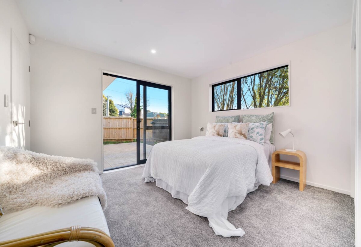 190m2 Brandnew standalone 5 beds 3.5 baths home with garage, 2 ensuites, 1 ensuite ground floor, close to schools, shopping centre, motorway access, Zoned for Kedgley Intermediate, Papatoetoe West School, and Aorere College, Lot 4/34 Ashlynne Avenue, Papatoetoe, Auckland