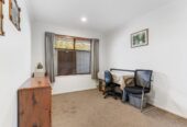Brick and tile 4 beds 2 baths houe with double garage on 645m2 section, close to schools parks, shopping centres, zoned for Baverstock Oaks School, Mission Heights Junior College, and Ormiston Senior College, 11 Elwyn Close, Flat Bush, Auckland