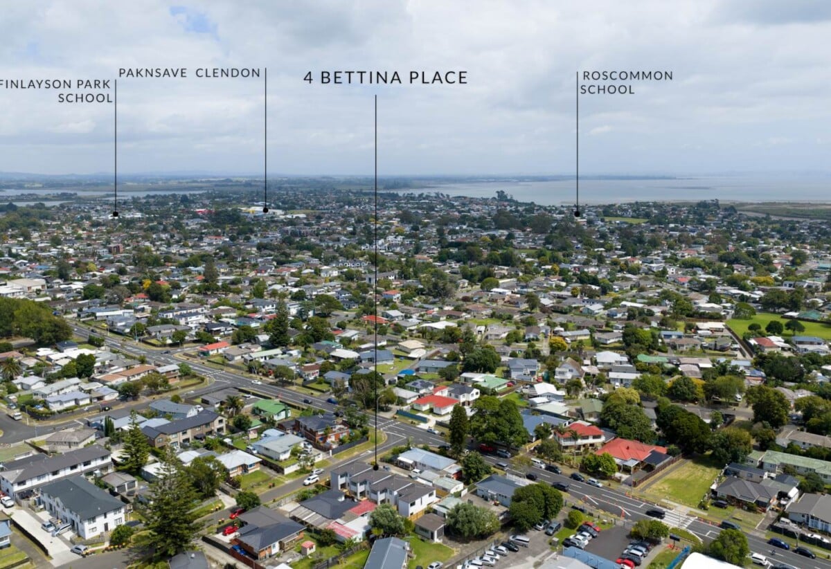 Must Be Sold, owner ready to meet the market, Brandnew standalone 3 beds 1.5 baths home with garage, close to schools, supermarket, beach, 0.1 km to Clendon Park School, Lots 1-4/4 Bettina Place, Manurewa, Auckland