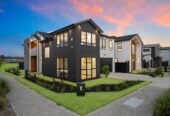 Brandnew 7 beds 5.5 baths house with 2 beds granny and double garage on 379m2 section, close to schools, waterfront walkaways, shops, 0.5 km to Mangapikopiko School, 64 Park Green Avenue, Karaka, Auckland