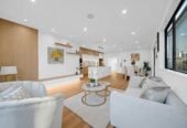 6 beds 5.5 baths house with 2 beds granny and double garage on 384m2 section, close to schools, waterfront walkaways, shops, 0.6 km to Mangapikopiko School, 66 Park Green Avenue, Karaka, Auckland