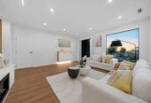 6 beds 5.5 baths house with 2 beds granny and double garage on 384m2 section, close to schools, waterfront walkaways, shops, 0.6 km to Mangapikopiko School, 66 Park Green Avenue, Karaka, Auckland