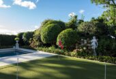 410m2 Luxury 4 beds 3 baths house on 1892m2 land across two separate titles, enjoy tennis, swimming, putting practice, or simply unwinding in complete seclusion, close to beach, school, shops, 1.1 km to Takapuna School, 286 Hurstmere Road, Takapuna, Auckland