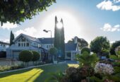 410m2 Luxury 4 beds 3 baths house on 1892m2 land across two separate titles, enjoy tennis, swimming, putting practice, or simply unwinding in complete seclusion, close to beach, school, shops, 1.1 km to Takapuna School, 286 Hurstmere Road, Takapuna, Auckland