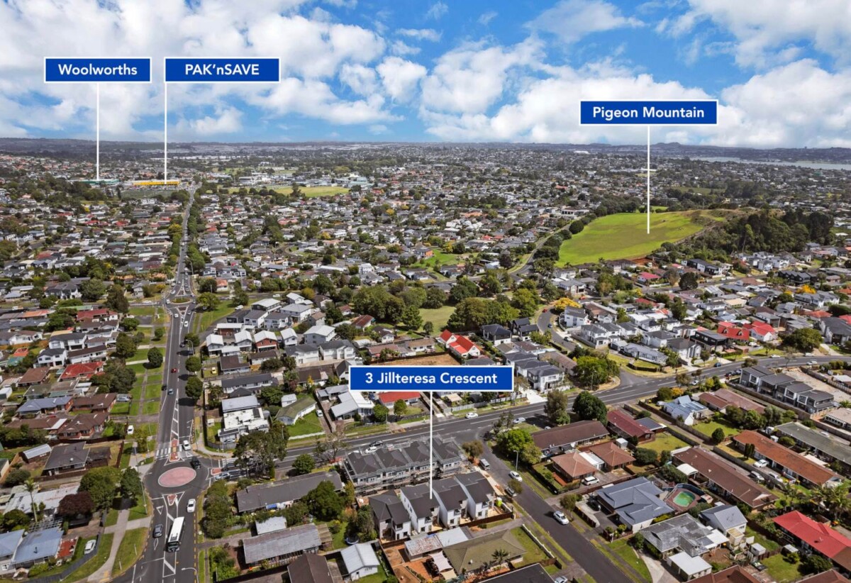 Macleans College zone, Brick and James Hardie exterior, Brandnew standalone 4 beds 3 baths home with garage, 2 ensuites, Underfloor heating in upstairs rooms, 3 heat pumps, 0.5 km to Bucklands Beach Intermediate, 0.6 km to Pigeon Mountain School, 0.7 km to Macleans College, Lots 1-4/3 Jillteresa Crescent, Half Moon Bay, Auckland
