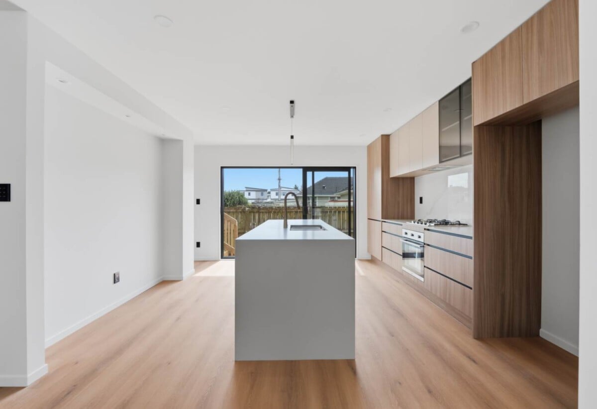 Affordable Standalone New 4 beds 3 baths home with garage, close to schools, shopping centre, waterfront park, motorway access, 0.6 km to Panama Road School, Lot 3/75 Jolson Road, Mt Wellington, Auckland