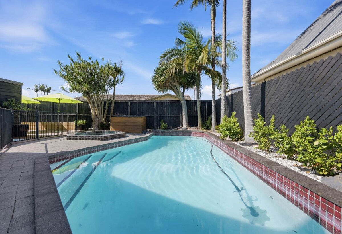 Macleans College zone, 4 beds 3 baths house with double garage and private swimming pool, close to schools, beach parks, golf club, 1.3 km to Macleans College and Bucklands Beach Intermediate, 22A Eastern Beach Road, Eastern Beach, Auckland