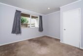 Rangi Zone, 4 beds 2 baths with carport. Currently tenanted for $750 per week, 0.7 km to Browns Bay School, 1.8 km to Rangitoto College, 2/43 Arran Road, Browns Bay, Auckland