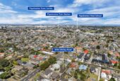 Brick and tile 4 beds 2 baths house with double garage on 469m2 section, Walking distance to Hunters Plaza, l, close to schools, mtorway access, zoned for Papatoetoe High School, Papatoetoe Intermediate, and Papatoetoe West School, 204A Shirley Road, Papatoetoe, Auckland