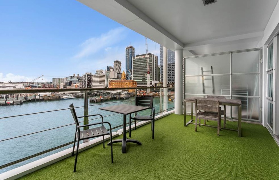 Auckland Girls’ Grammar School zone, 51m2 1 bed 1 bath apartment, 2.1 km to Auckland Girls’ Grammar School, 62/139 Quay Street, City Centre, Auckland