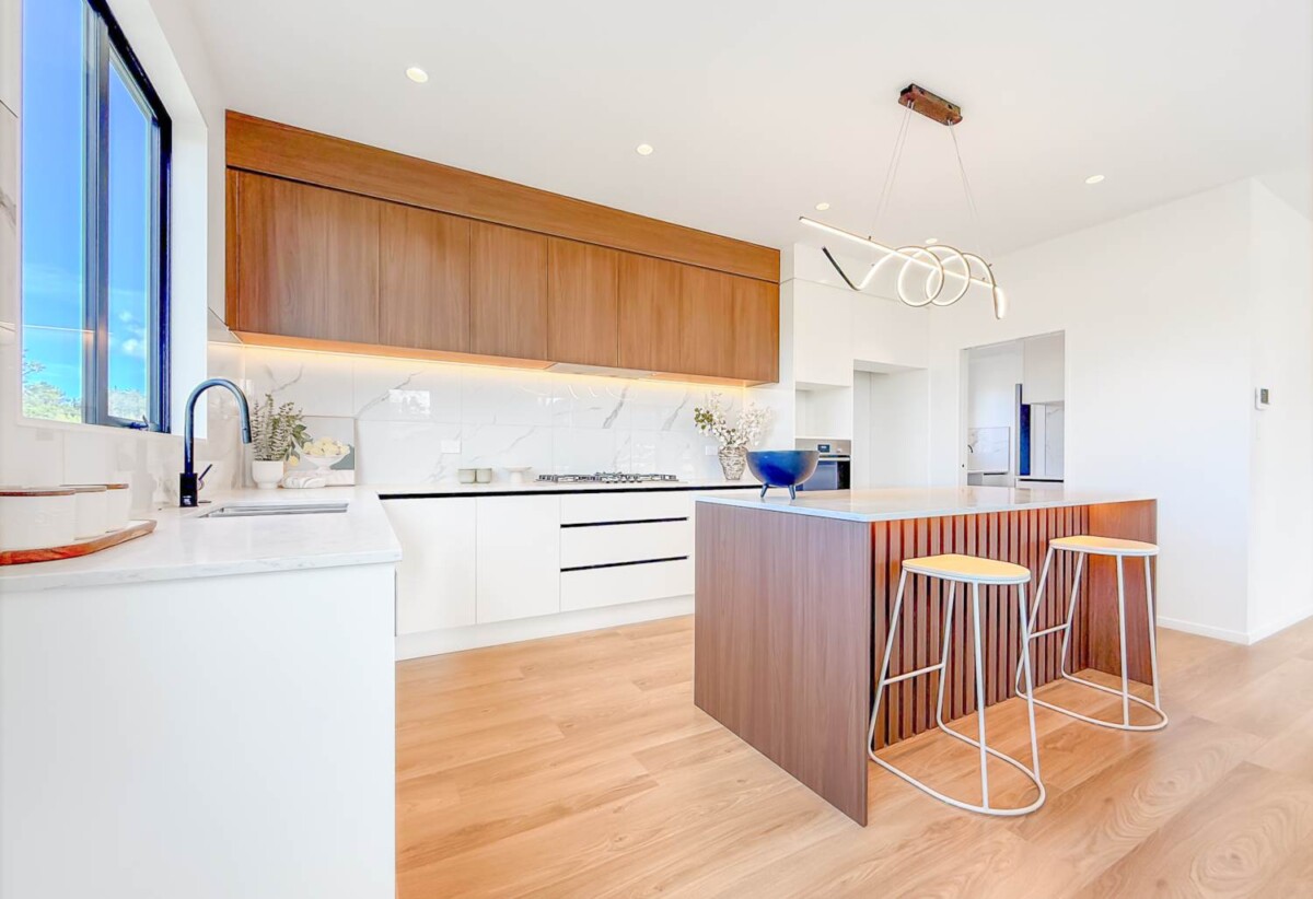 260m² Brandnew 5 beds 3.5 baths house with double garage on 448m2 section and views, Dual Kitchens, Close to schools, parks/coastal walks, shops, 8 Mara Waina Place, Swanson, Auckland