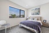3 beds 2 baths house with garage on 320m2 section, close to schools, shops, seaside reserve, 1.3 km to Gulf Harbour School, 15 Whakairo Crescent, Gulf Harbour, Auckland