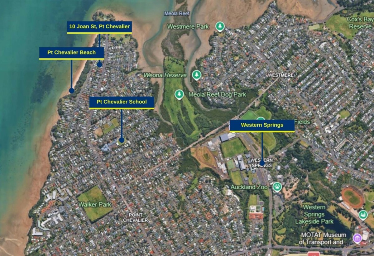 Renovated 3 beds 2 baths house with sea views, Prime Beach-End Location – Steps from the sand, local cafes, Point Chevalier School, parks, and sports facilities, 0.7 km to Pt Chevalier School, 10 Joan Street, Pt Chevalier, Auckland