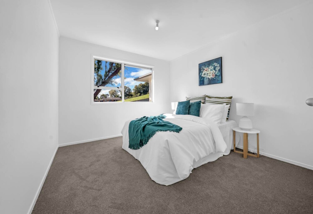 Owner cashing out, CV 700,000, Affordable, Renovated & Forest-Front 3 beds 2 baths house with 2 study rooms + 1 huge downstairs room on 573m2 section, playgrounds nearby, 0.4 km to Redhill School, 14 Game Place, Papakura, Auckland