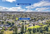 Owner cashing out, CV 700,000, Affordable, Renovated & Forest-Front 3 beds 2 baths house with 2 study rooms + 1 huge downstairs room on 573m2 section, playgrounds nearby, 0.4 km to Redhill School, 14 Game Place, Papakura, Auckland