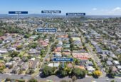 3 beds 2 baths home with carport, close to schools, Royal Oak Shopping Centre, 0.4 km to Royal Oak School, 1/93 Pah Road, Epsom, Auckland