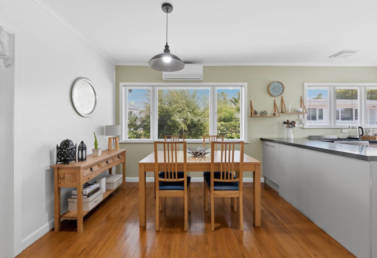 Once in 12 years, 3 beds 1 bath house with double garage, walks to New World supermarket, close to schools, park, 0.5 km to Owairoa School, 169B Wellington Street, Howick, Auckland