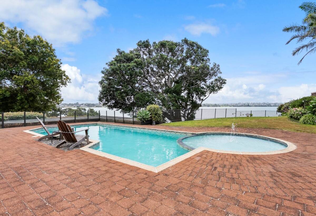 Prime Waterfront 4 beds 3 baths Sanctuary on 1800m² Land with private swimming pool, enjoys uninterrupted sea views and direct access to the renowned Rotary Walkway reserve, close to and zoned for Sunnyhills School, Farm Cove Intermediate and Pakuranga College, 19 Sanctuary Point, Sunnyhills, Auckland