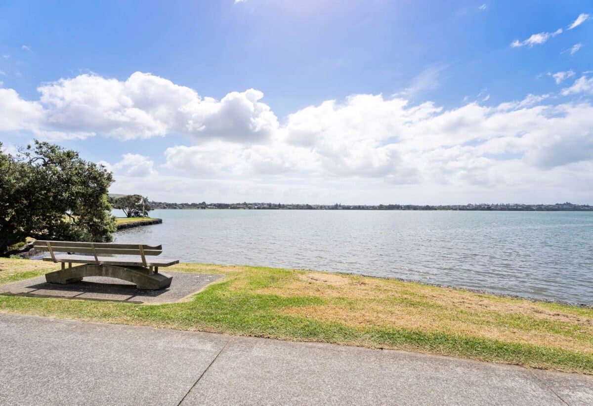 Prime Waterfront 4 beds 3 baths Sanctuary on 1800m² Land with private swimming pool, enjoys uninterrupted sea views and direct access to the renowned Rotary Walkway reserve, close to and zoned for Sunnyhills School, Farm Cove Intermediate and Pakuranga College, 19 Sanctuary Point, Sunnyhills, Auckland