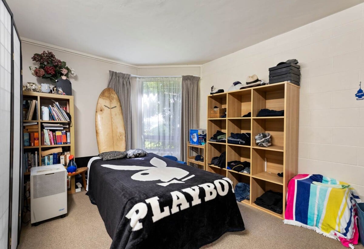 Prime Waterfront 4 beds 3 baths Sanctuary on 1800m² Land with private swimming pool, enjoys uninterrupted sea views and direct access to the renowned Rotary Walkway reserve, close to and zoned for Sunnyhills School, Farm Cove Intermediate and Pakuranga College, 19 Sanctuary Point, Sunnyhills, Auckland