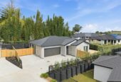 Must sell, Bring any offer , 10-Year Master Build Guarantee, 181m2 Brandnew freehold 5 beds 3 baths house with 2 beds granny and double garage on 511m2 section, Zoned for Valley School and just a short stroll from new reserves, with the township and motorway on your doorstep, 16 Rongoa Maori Way, Pukekohe, Auckland