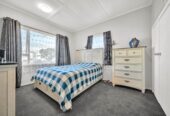 3 beds 1 bath house with garage, Walk to local shops, schools, and parks, 0.3 km to Papatoetoe West School, 52 Station Road, Papatoetoe, Auckland