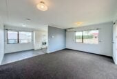 3 beds house with garage on 416m2 section, walks to Randwick Park School and Alfriston College, close to shops, Auckland Botanic Gardens, motorway access, 3A Nerissa Place, Randwick Park, Auckland